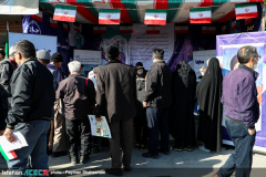 غرفه جهاددانشگاهی واحد اصفهان در میدان امام خمینی(ره)