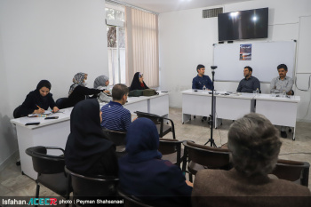 چهارمین محفل هم‌اندیشی در قرآن با عنوان «نامه‌ و قرار» برگزار شد